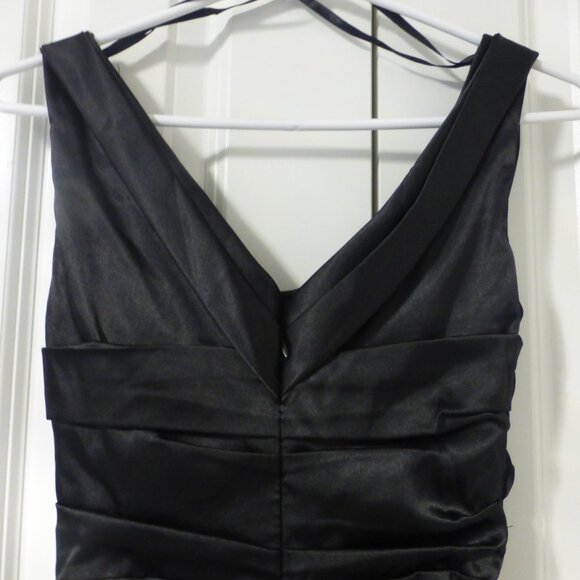 LE CHATEAU black silky satin ruched cocktail party midi dress - Picture 6 of 10